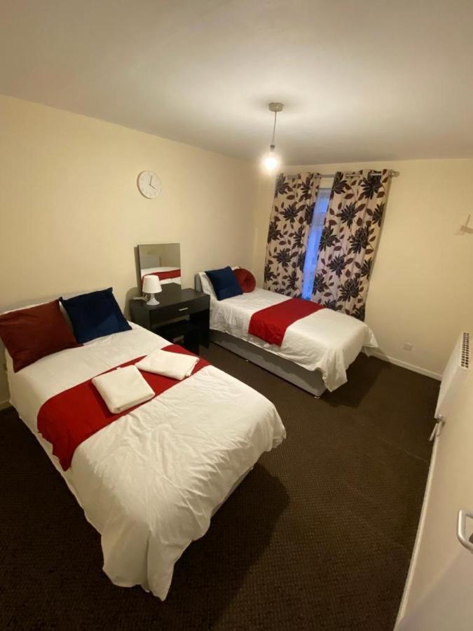 2 Bedroom Lovely Apartment In Woolwich London Exterior foto